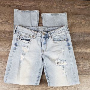 American eagle distressed skinny kick jeans